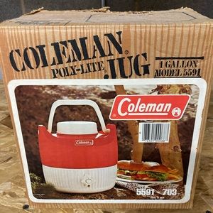 Vintage made in USA Coleman poly-lite jug with box